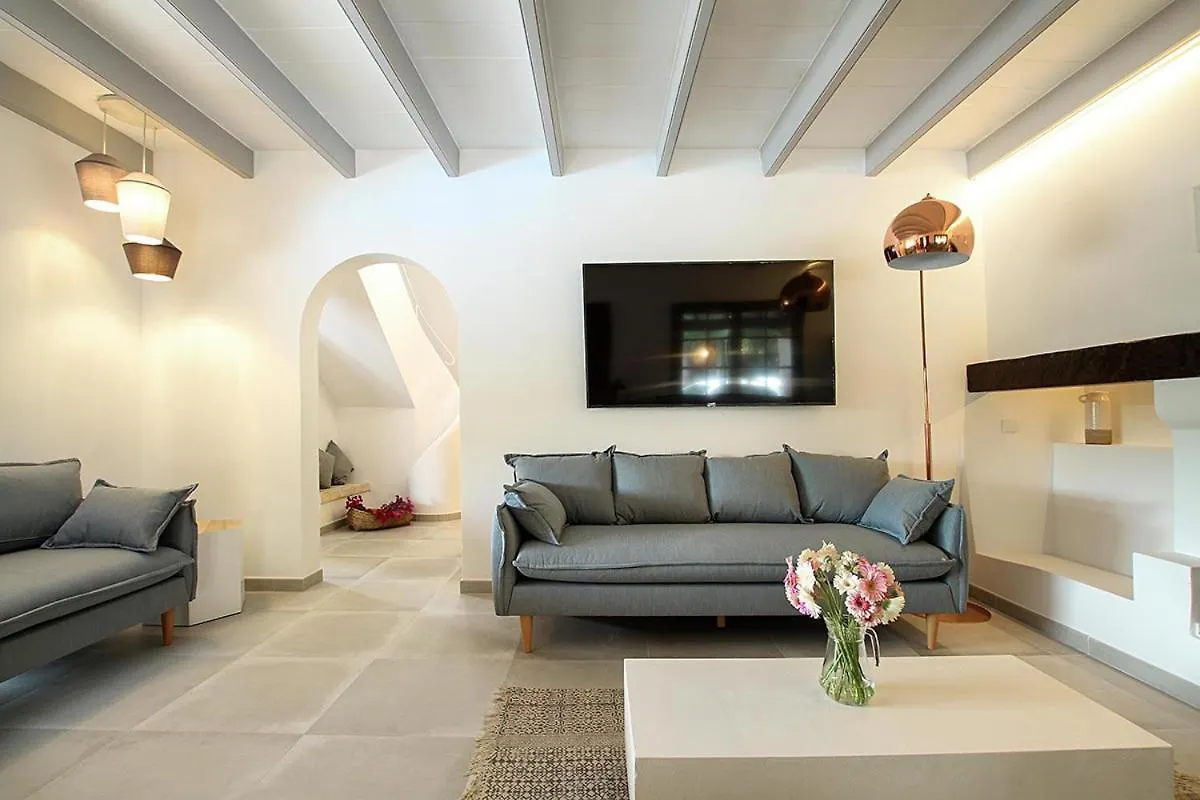 Encinas Villa Pollenca 0*,
