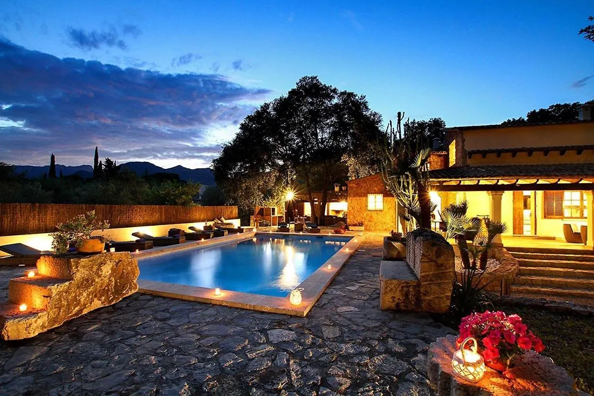 Encinas Villa Pollenca 0*,