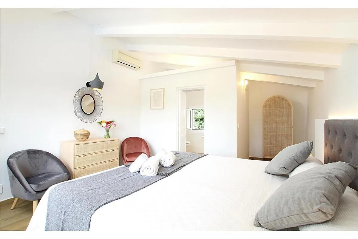 Encinas Villa Pollenca